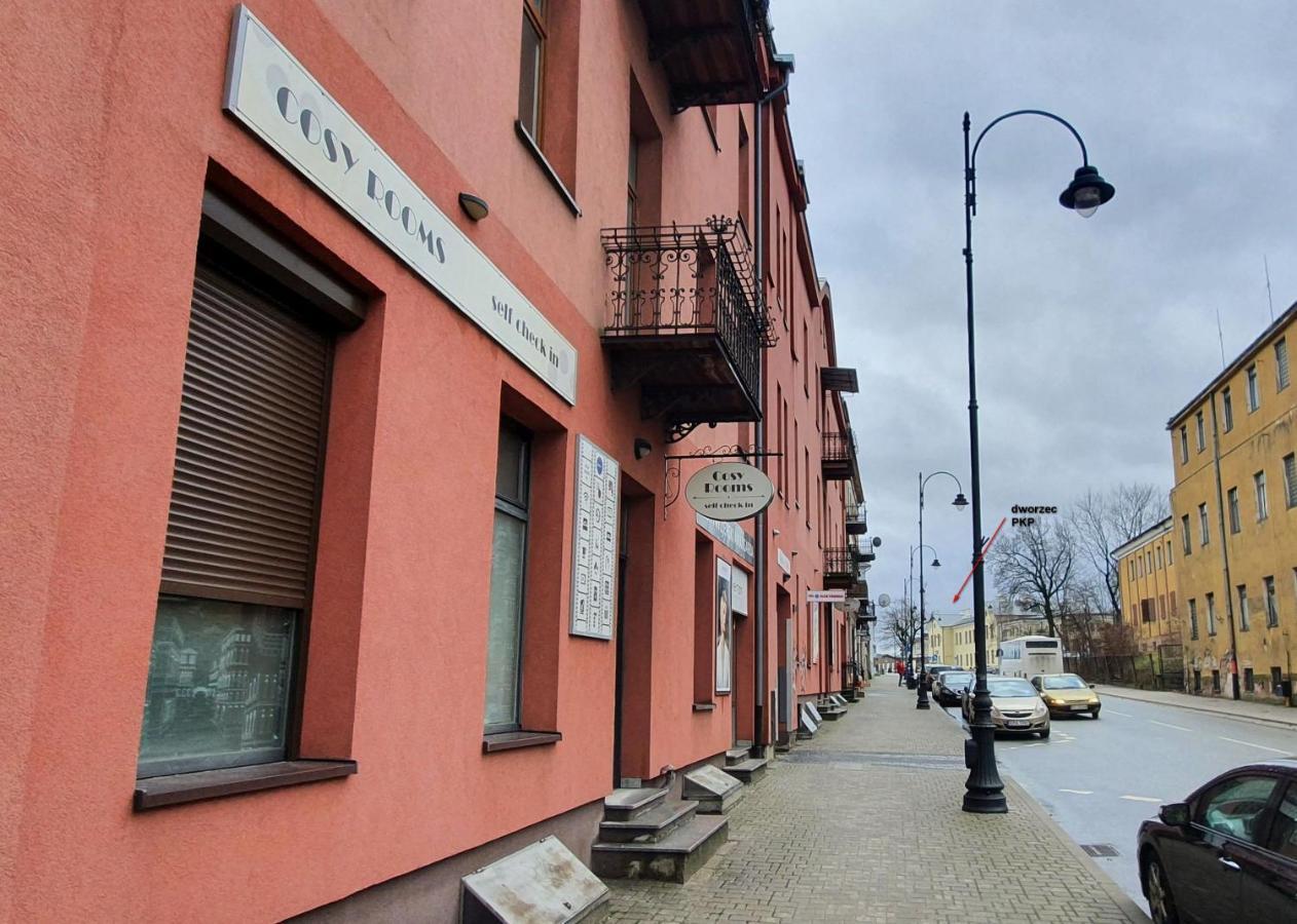 Cosy Rooms Piotrkow Trybunalski Exterior photo